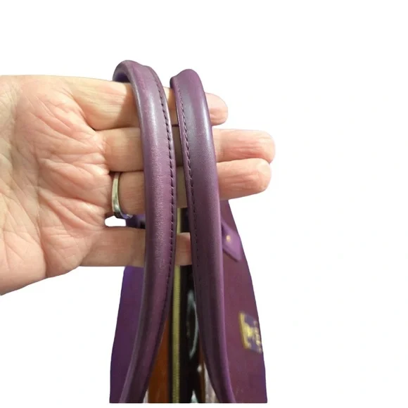 AUTHENTIC MCM LIMITED EDITION PATENT LEATHER MAROON/ PURPLE
SHOULDER BAG TOTE - Picture 5 of 13